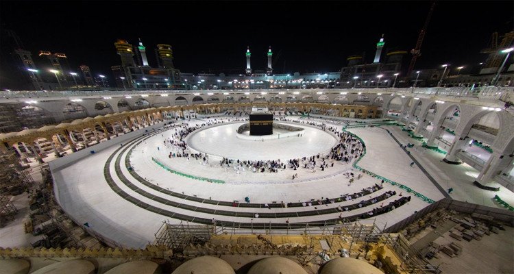صلاة التراويح بالحرمين الشريفين