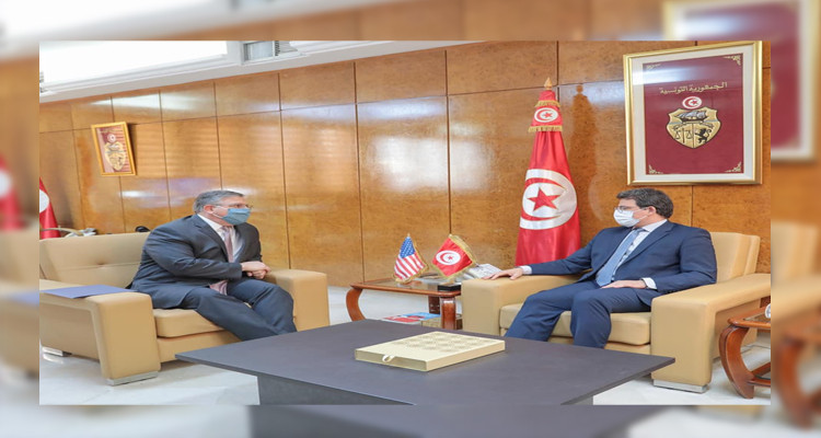وزير النقل واللوجيستيك يستقبل السفير الأمريكي بتونس 