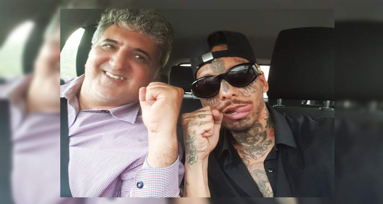 بعد دفعه للكفالة المطلوبة: مغني الراب ''سواغ مان'' يغادر السجن 