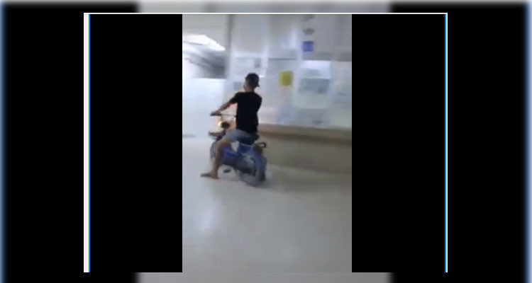 القيروان: يتجول في بهو المستشفى بدراجة نارية (فيديو) 