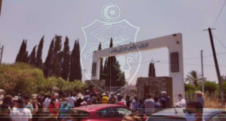 رئاسة الحكومة تقاضي المسؤولين عن فوضى مراكز التلاقيح يوم عيد الأضحى 