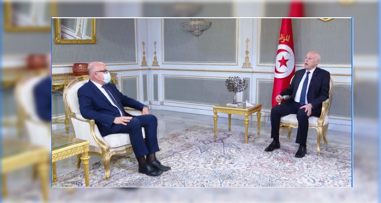رئيس الدولة يستقبل وزير الصحة المقال فوزي المهدي (فيديو) 