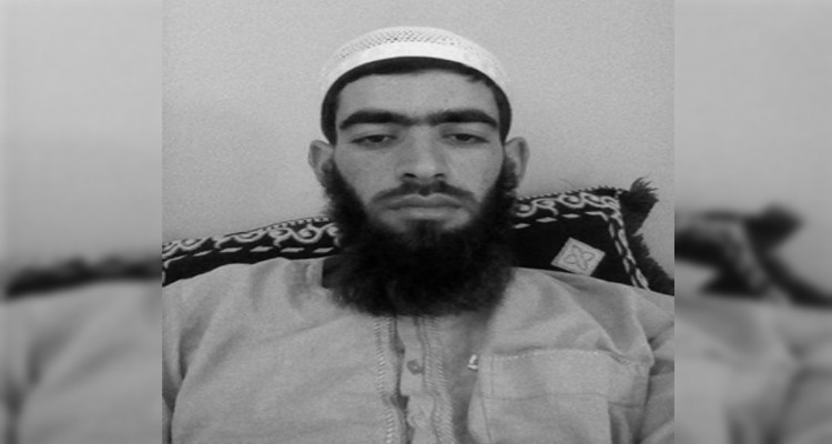 الجزائر: مختل عقليا يجهز ذبحا على إمام أثناء أداء الصلاة 