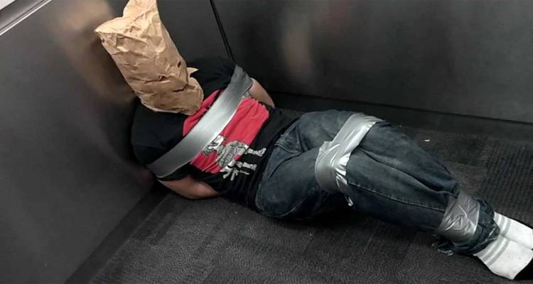 يختطفون عاملا بشركة ويساومون مؤجره على فدية مالية لإخلاء سبيله 