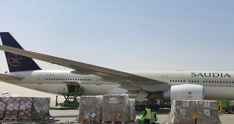الملك السعودي يأمر بتوجيه دفعة جديدة من المساعدات الطبية إلى تونس 