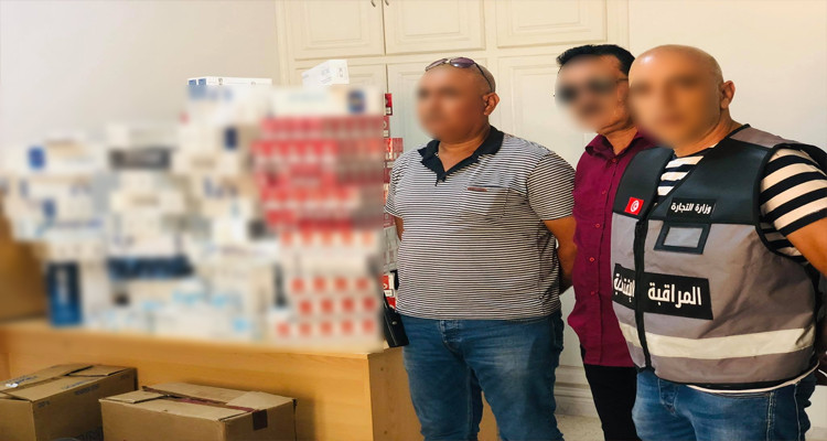المنستير: حجز 2300 علبة سجائر تعمّد بائعوها المضاربة بأسعارها
