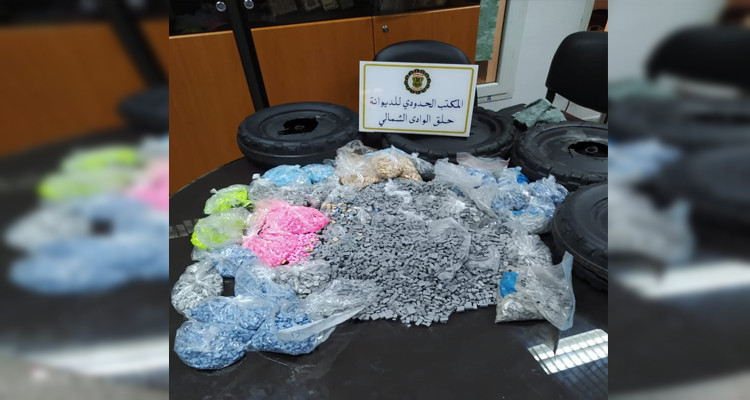 ميناء حلق الوادي: القبض على رجل ستيني بحوزته 12 ألف حبة مخدرة 