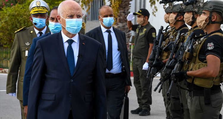 رئيس الدولة:لا سيادة إلا للشعب ومحاولات التسلل إلى الأسلاك الحيوية ستفشل