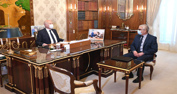 رئيس الجمهورية يحدث  لجنة تصرف في 50 مليار المرصودة لقطاع التربية والتعليم 