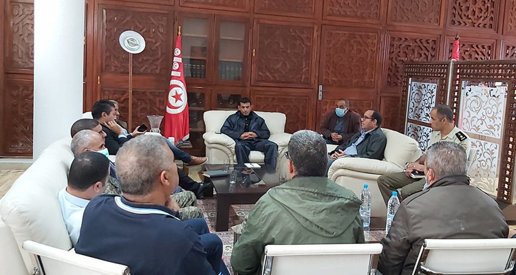 والي بنزرت يشرف على اجتماع مجابهة الكوارث وتنظيم النجدة 