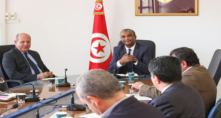 وزير الرياضة يؤكد أهمية تفعيل الاتفاقية القطرية لتشغيل الشباب 