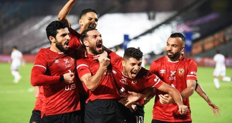 ثمانية أهداف كاملة في مباراة الأهلي والزمالك المصريين 