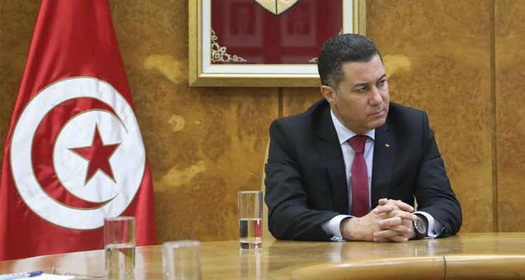 وزير النقل يؤكد أهمية الحوار وتنقية المناخ الاجتماعي بشركة السكك الحديدية