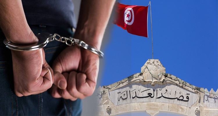 القبض على نفر صادرة في شأنه أحكام غيابية بالسجن لمدة أربعة قرون 
