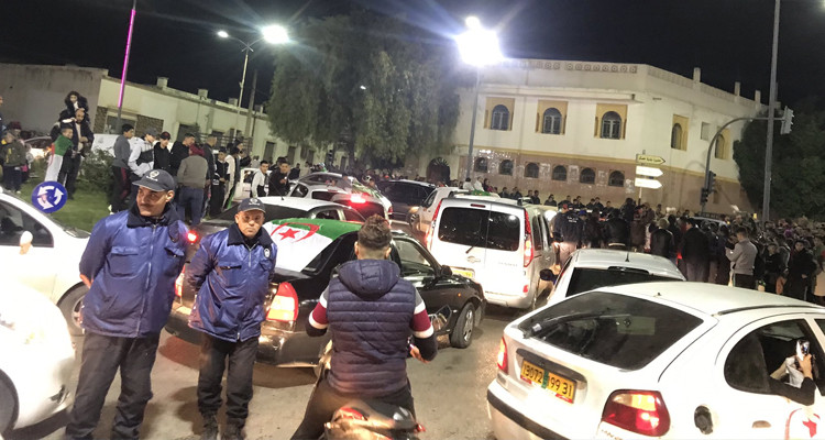 احتفالات الجماهير الجزائرية