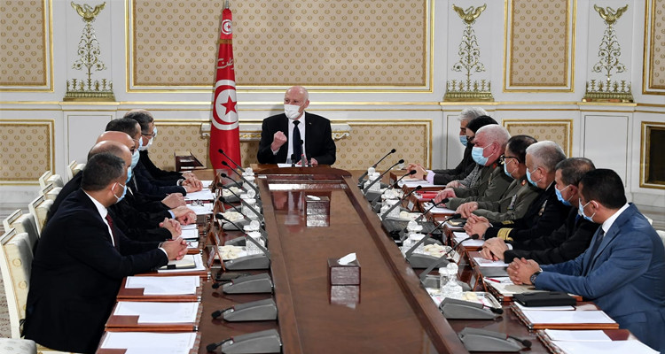 قيس سعيد يشرف على مجلس الأمن القومي