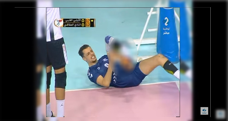 توقف مباراة الأولمبي القليبي والنادي الصفاقسي بعد إصابة لأحد اللاعبين