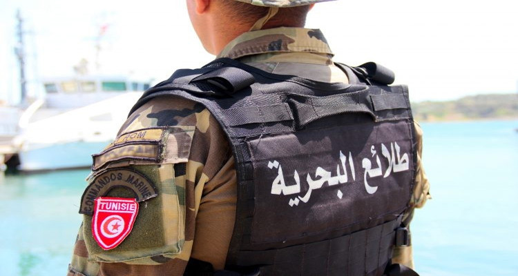 جيش البحر ينقذ 23 مهاجرا إفريقيا من الغرق قبالة سواحل صفاقس 