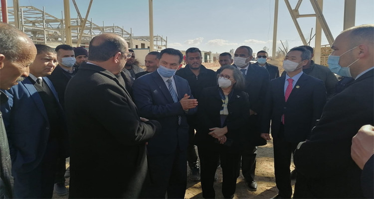 سفير كوريا الجنوبية  يتحول إلى منطقة الحوض المنجمي 