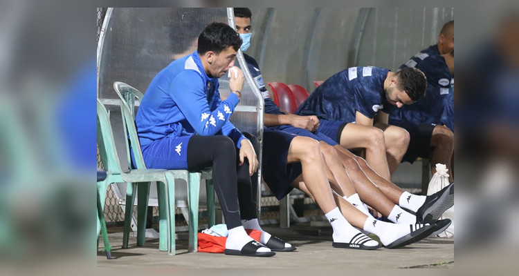 ظهور أعراض الإصابة بفيروس كورونا على ثلاثة لاعبين بالمنتخب 