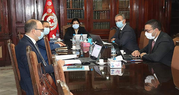 وزيرة المالية: الدولة لم توظف  ضرائب جديدة على المؤسسات رغم الضغوطات