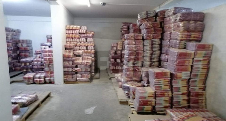 بن عروس: مداهمة أحد محلات الجملة وحجز طنين وربع من مادة السميد