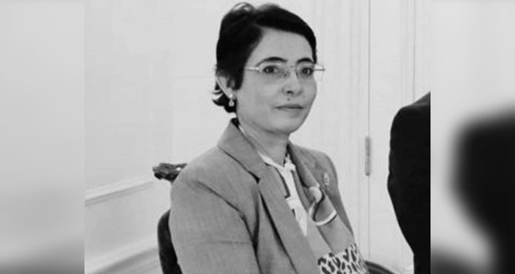 رئيس الدولة يمنح الوسام الوطني للاستحقاق للوزيرة المرحومة ندى المسلماني 