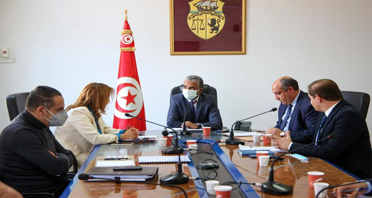 دورة الياسمين العالمية محور لقاء وزير الرياضة ورئيسة جامعة التنس
