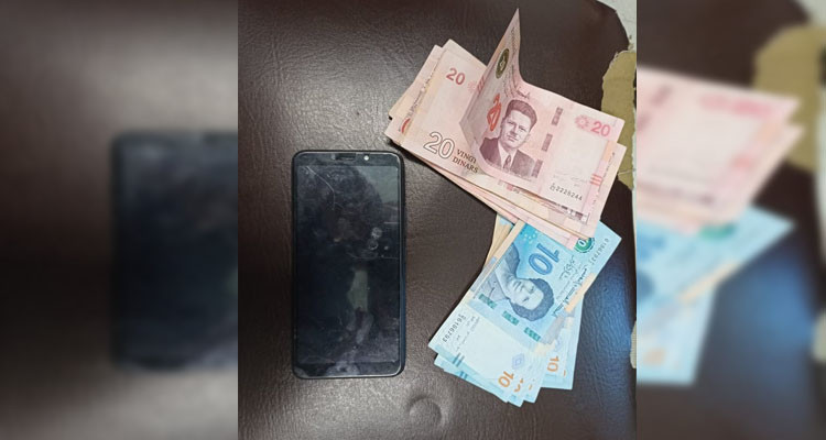 المنستير: استضافها بشقته فاختلست هاتفه الجوال ومبلغا ماليا ولاذت بالفرار