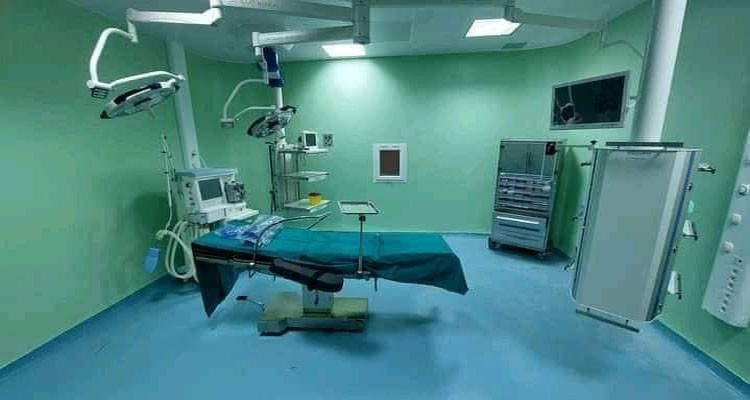 مستشفى منزل بورقيبة يشهد أول عملية جراحية على أيدي الطواقم التونسية 