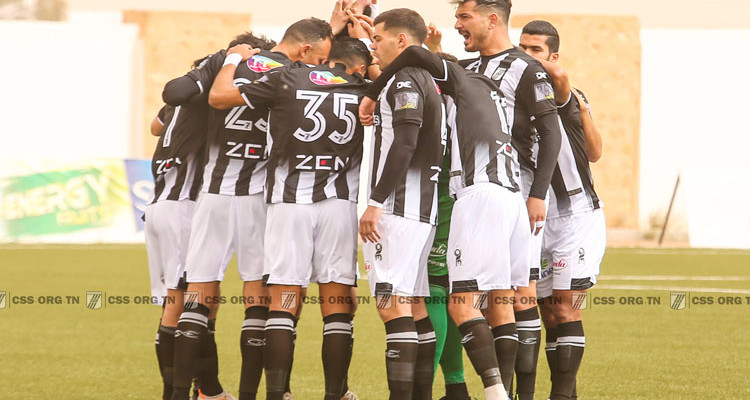 النادي الصفاقسي يعلن عن قائمة لاعبيه لمباراة زناكو الزمبي 