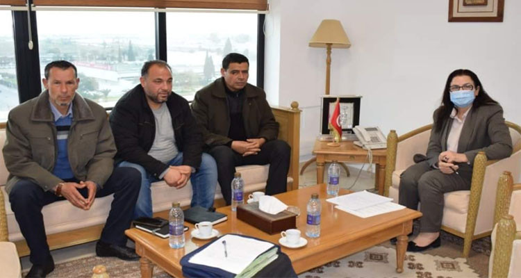 وزيرة التجارة تتابع نسق تزويد السوق بمادتي الشعير العلفي والسداري المدعمتين 