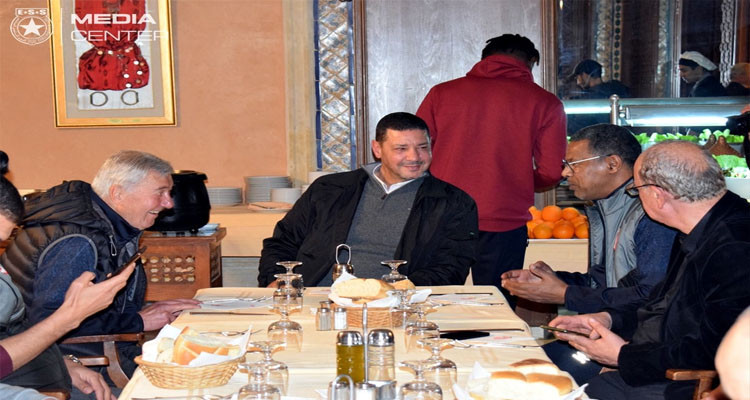 روجي لومار يؤدي زيارة توديعية للنجم الساحلي 