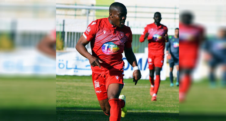 سليمان كوليبالي يفسخ عقده مع النجم الساحلي من جانب واحد 