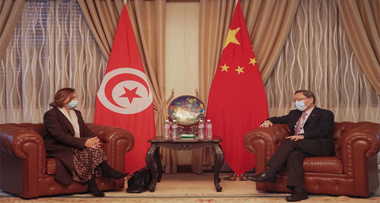 سفير الصين يستقبل رئيسة الاتحاد الوطني للمرأة التونسية 