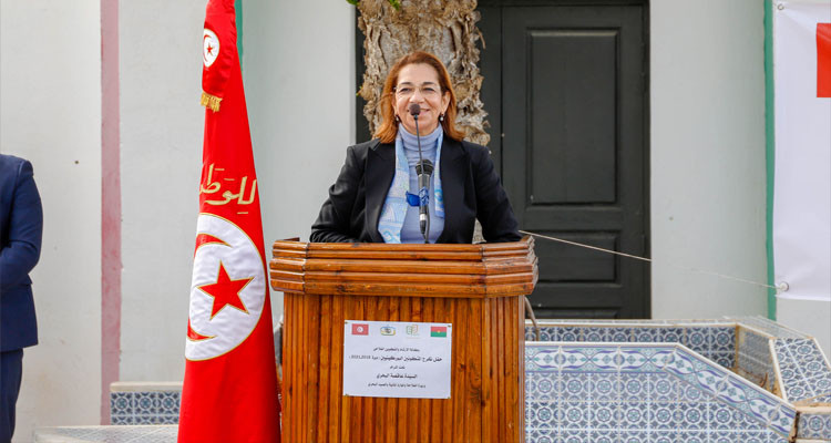 رئيس الجمهورية ينهي مهام المستشارة لدى رئيسة الحكومة عاقصة البحري