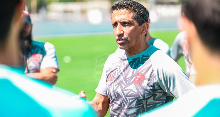 عادل السليمي: تجاوزنا في السابق ظروف أصعب من الحالية وأحرزنا لقب البطولة
