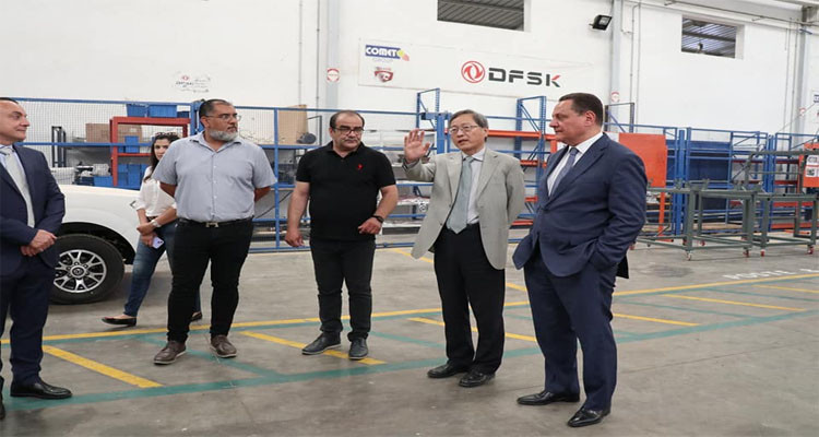 السفير الصيني يزور وحدة تركيب السيارات بولاية بن عروس