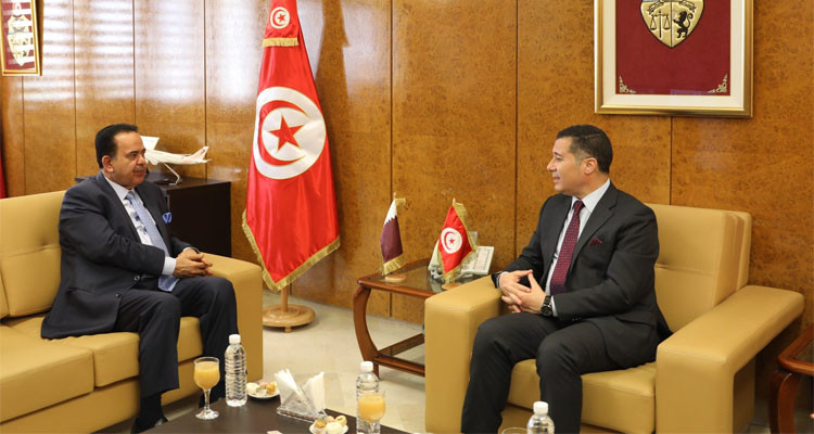 وزير النقل يستقبل السفير القطري بتونس ويدعوه إلى تعزيز التعاون بين البلدين 