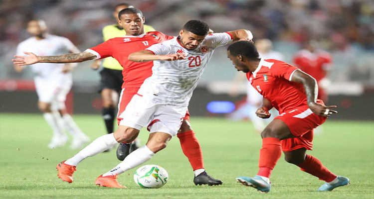المنتخب يتدارك ويدك شباك غينيا الاستوائية برباعية 