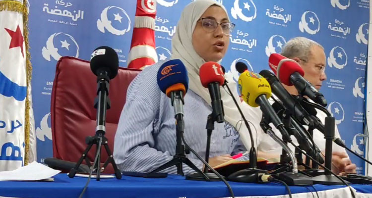 زينب براهمي:  ''الانقلاب يمارس إجرامه في حق المهندس حمادي الجبالي''