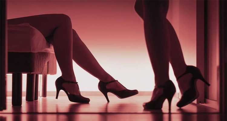 سيدي بوزيد: يؤجر منزلا ليحوله إلى وكر دعارة ومعاقرة الخمر 