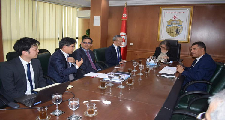 مؤسسة ''تويوتا'' اليابانية تعتزم تصنيع السيارات الهجينة بتونس 