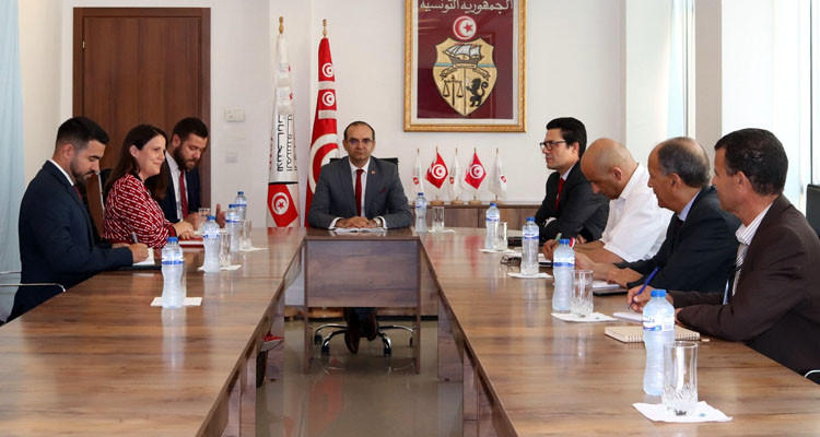 رئيس هيئة الانتخابات يستقبل القائمة بأعمال السفير الأمريكي 