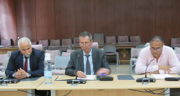 والي منوبة يترأس اجتماع لجنة مراقبة تطور الأسعار وانتظام تزويد الأسواق