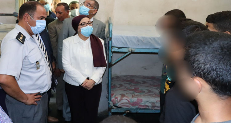 وزيرة العدل تزور فجئيا لسجن المرناقية وتشدد على ضرورة حسن الإحاطة بالمساجين
