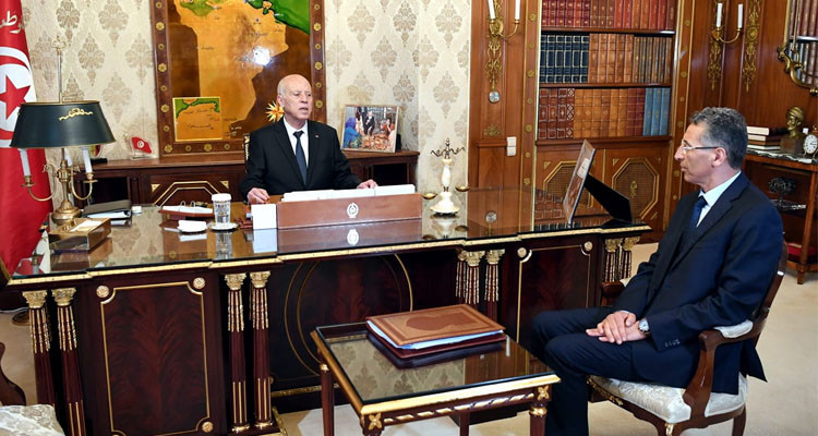 رئيس الدولة: على الشعب أن يقول كلمته بكل حرية في تأسيس الجمهورية الجديدة