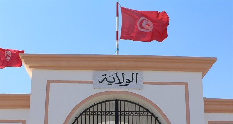 منتحل صفة مستشار برئاسة الحكومة يحاول التحيل على مصالح ولاية سيدي بوزيد  