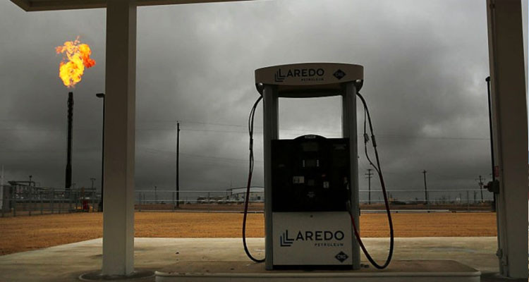 روسيا تقرر القطع الكلي لتزويد فرنسا بالغاز الطبيعي 