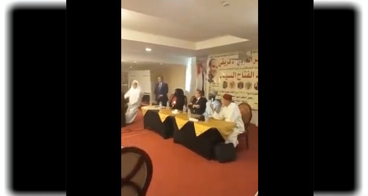 السفير السعودي يفارق الحياة بغتة لدى إلقائه كلمة بالمؤتمر العربي الافريقي 